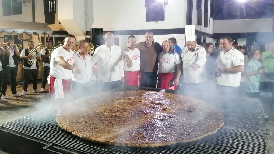 Pljeskavica historical image