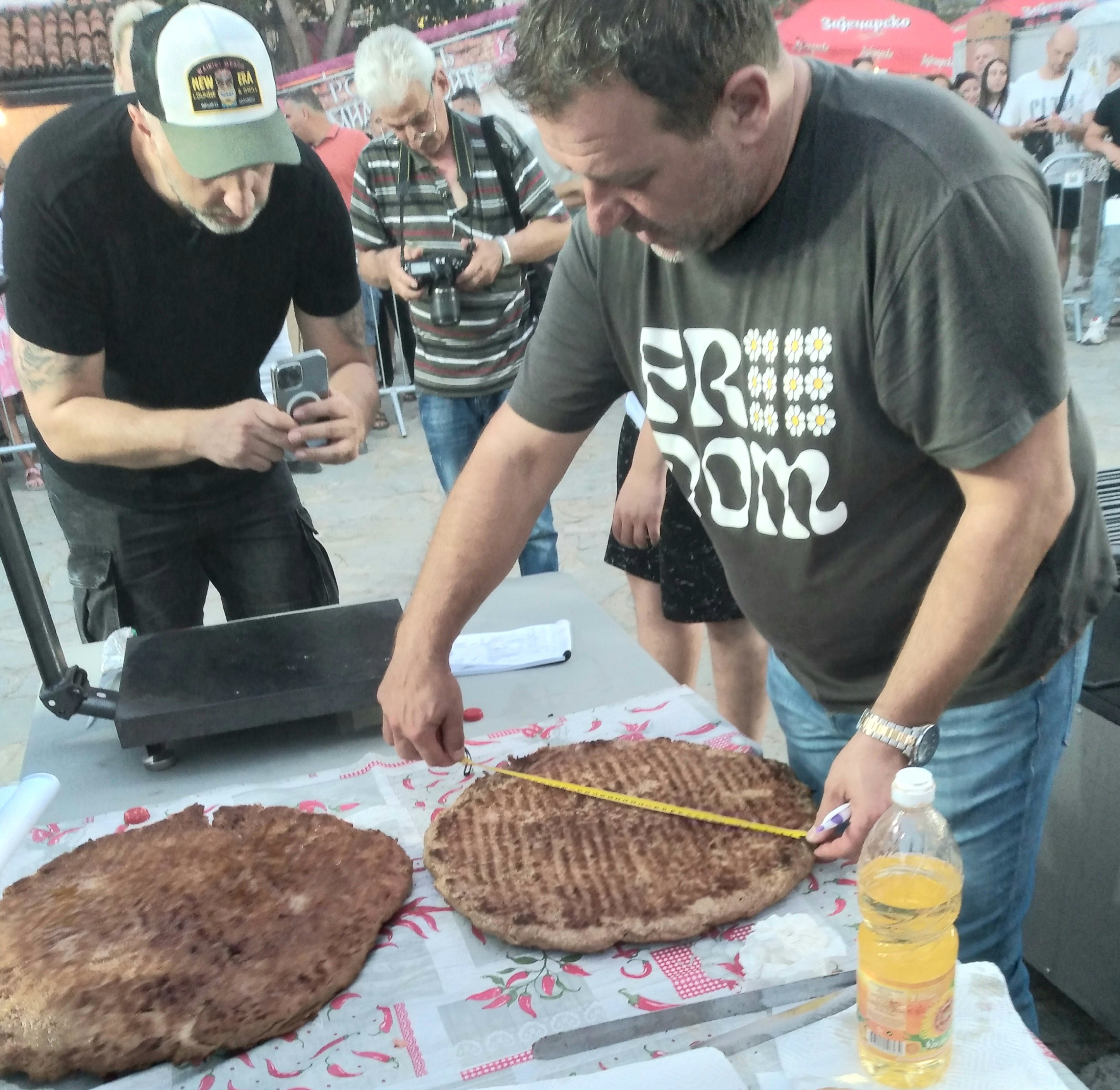 Pljeskavica preparation